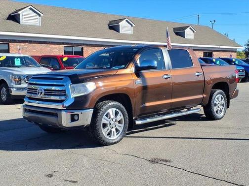 2017 Toyota Tundra Platinum