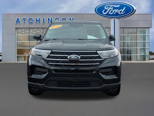 AGATE BLACK METALLIC 2024 Ford Explorer XLT