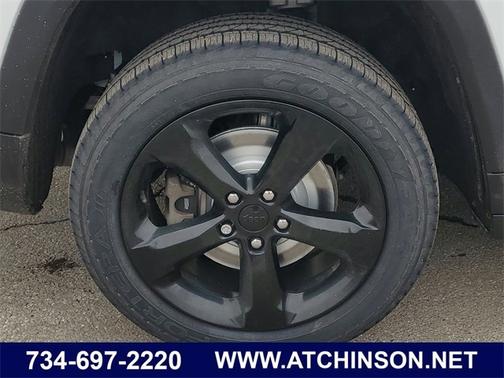 2021 Jeep Grand Cherokee LAREDO