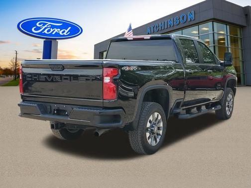 2022 Chevrolet Silverado 2500 CUSTOM