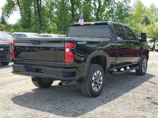 2022 Chevrolet Silverado 2500 CUSTOM