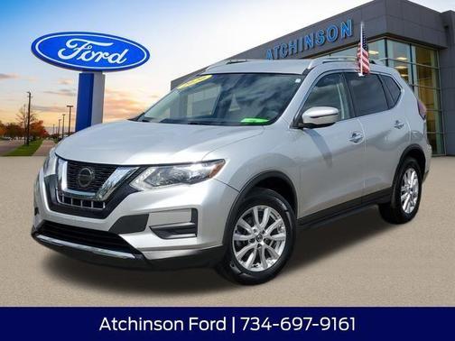 2020 Nissan Rogue SV