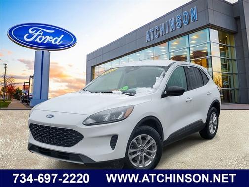 2022 Ford Escape SE