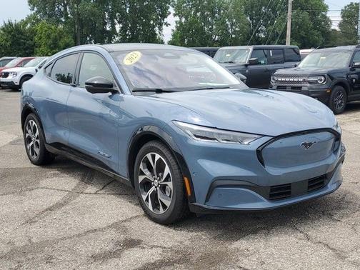 2023 Ford Mustang Mach-E PREMIUM