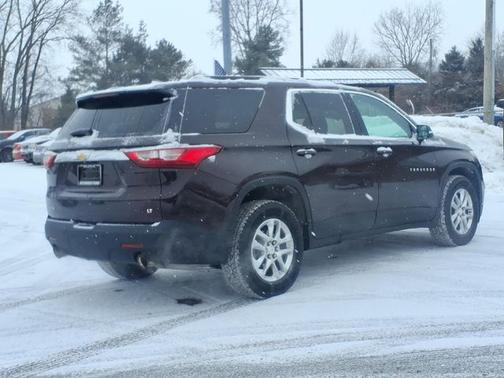 2021 Chevrolet Traverse LT CLOTH