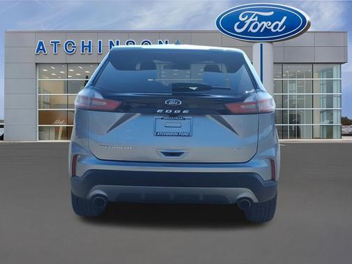 ICONIC SILVER 2024 Ford Edge TITANIUM