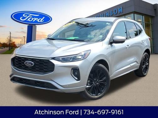 2023 Ford Escape ST-LINE ELITE