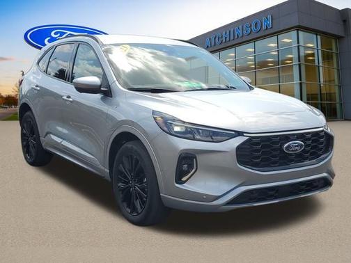 2023 Ford Escape ST-LINE ELITE
