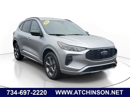 2024 Ford Escape ST-LINE