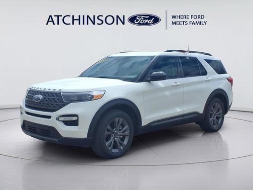 STAR WHITE MET TRI-COAT 2022 Ford Explorer XLT