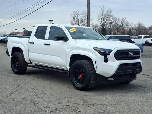 2024 Toyota Tacoma SR