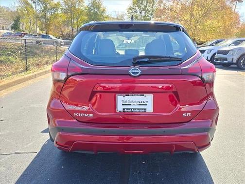 2024 Nissan Kicks SR