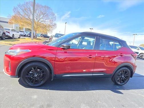 2024 Nissan Kicks SR