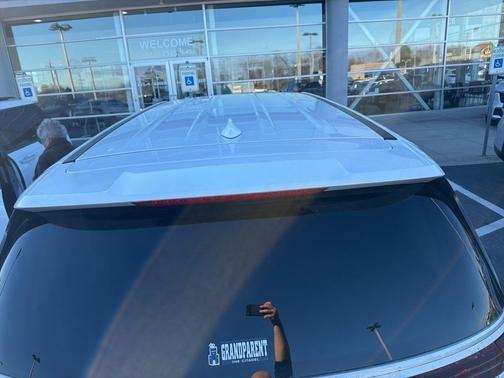 2023 Kia Carnival LX