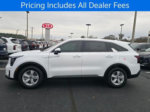 Glacial White Pearl 2026 Kia Sorento LX