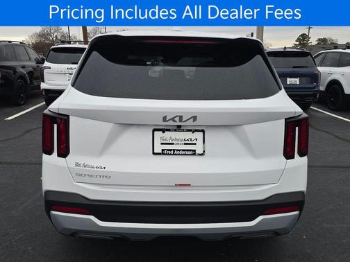 Glacial White Pearl 2026 Kia Sorento LX