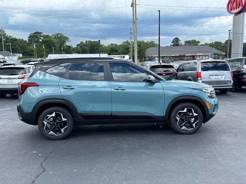 2025 Kia Seltos S