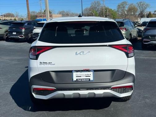 2025 Kia Sportage EX