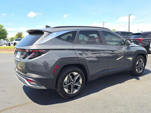 Gray Matte 2025 Hyundai TUCSON SEL Convenience