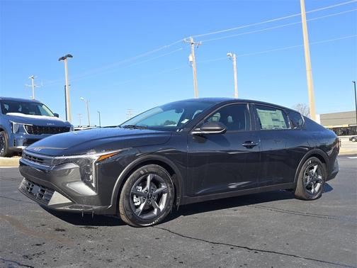 2026 Kia K4 LX