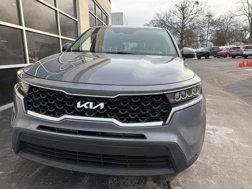 2022 Kia Sorento LX