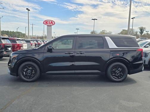 Aurora Black Pearl 2026 Kia Carnival LX