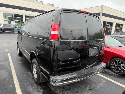 2017 Chevrolet Express 2500 Work Van