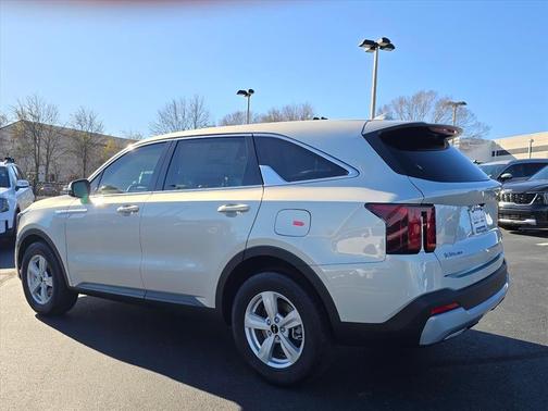 2026 Kia Sorento LX