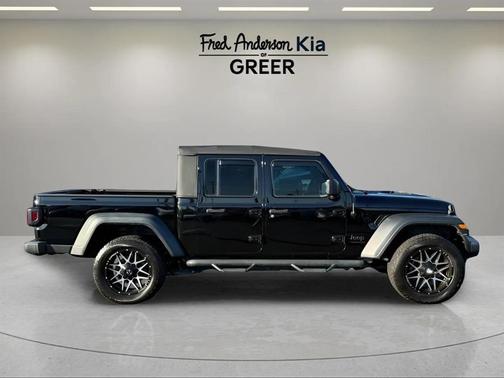 2020 Jeep Gladiator Sport