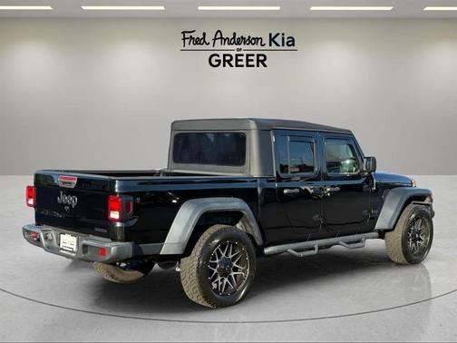 2020 Jeep Gladiator Sport