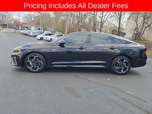 Aurora Black Pearl 2026 Kia K5 GT-Line