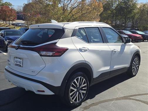 2023 Nissan Kicks SV