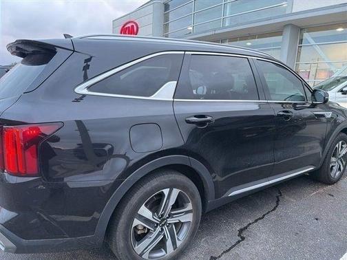 2022 Kia Sorento Plug-In Hybrid SX