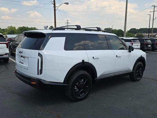 Glacial White Pearl 2027 Kia Telluride SX-Prestige