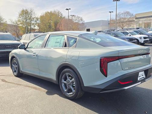 2025 Kia K4 LX