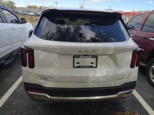 2024 Kia Sorento S