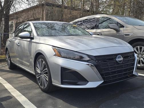 2023 Nissan Altima 2.5 SL