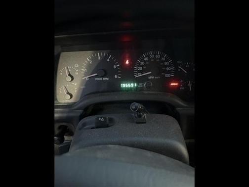 2000 Jeep Cherokee Classic