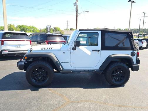 Bright White Clearcoat 2017 Jeep Wrangler Sport