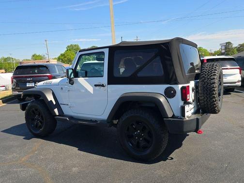 Bright White Clearcoat 2017 Jeep Wrangler Sport