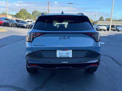 2026 Kia Sportage Hybrid EX