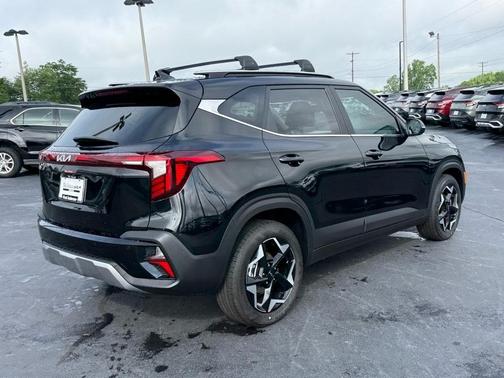 2025 Kia Seltos EX