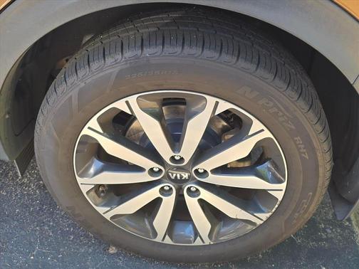 Burnished Copper 2017 Kia Sportage EX