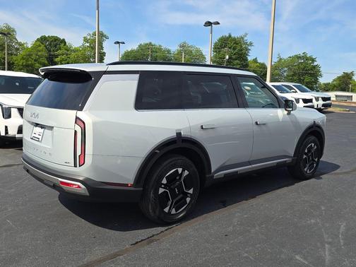 Ivory 2027 Kia Telluride EX