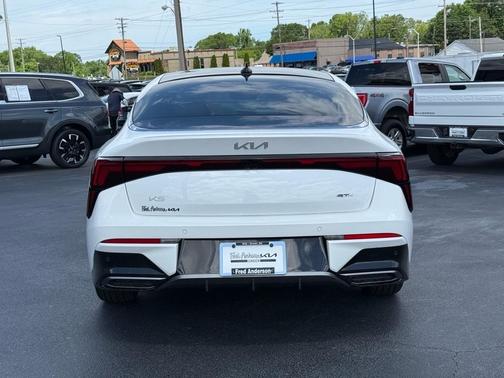 2025 Kia K5 GT-Line