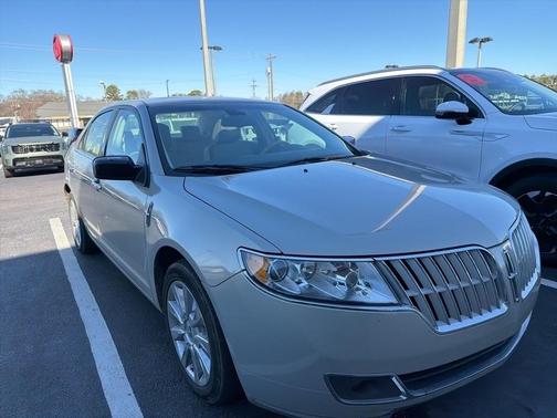2010 Lincoln MKZ Base