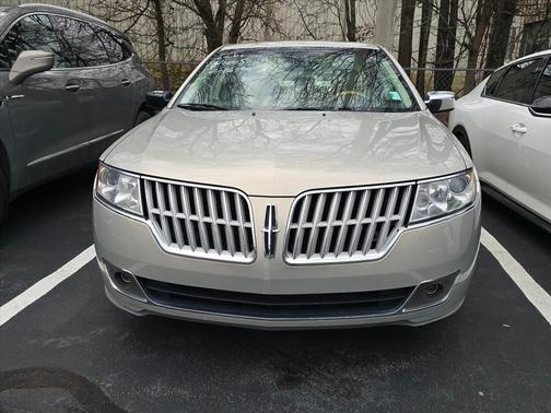 2010 Lincoln MKZ Base