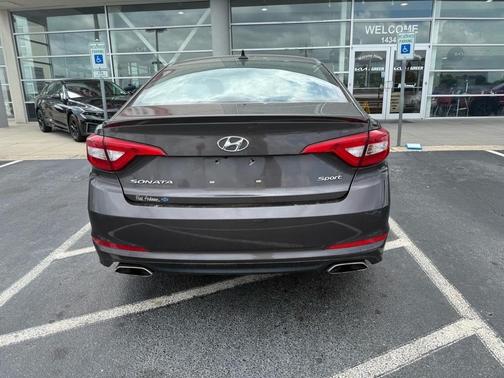 2015 Hyundai SONATA Sport