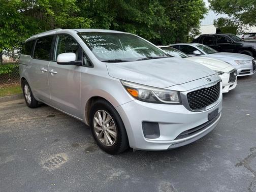 2015 Kia Sedona LX