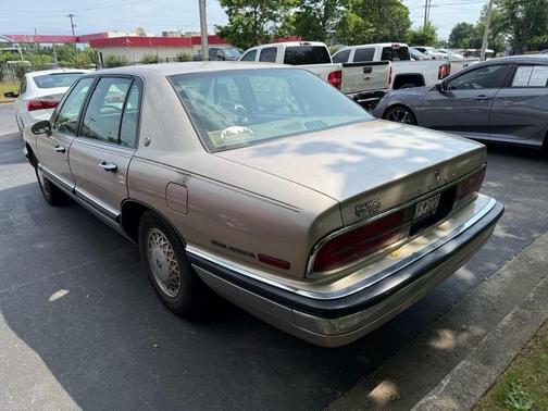 1994 Buick Park Avenue Base
